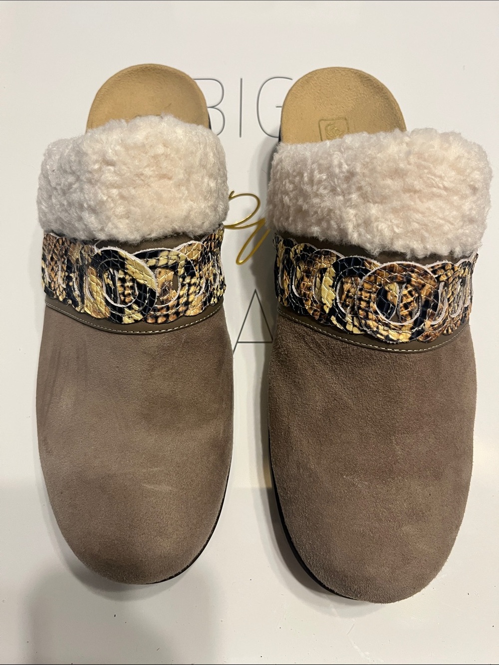 Plush-Lined Taupe Suede Shearling Clogs with Patterned Band
